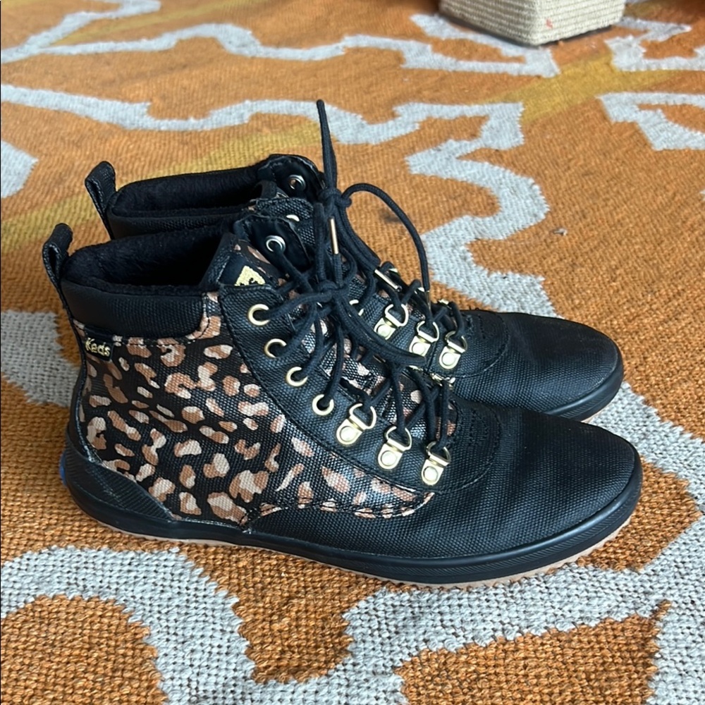 Keds woman’s Scout II ankle splash leopard print high top sneakers size 7 1/2